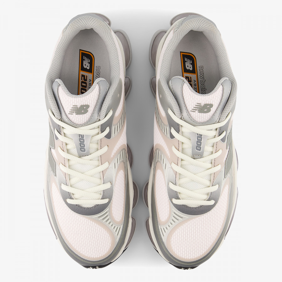 New Balance Atlete 2000 