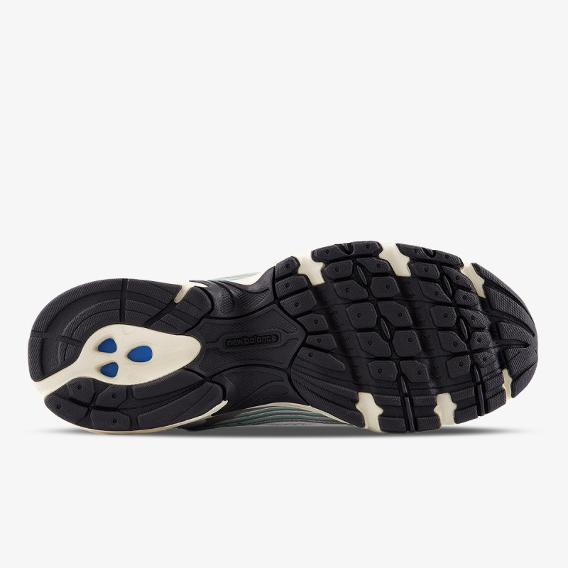 New Balance Atlete 530 