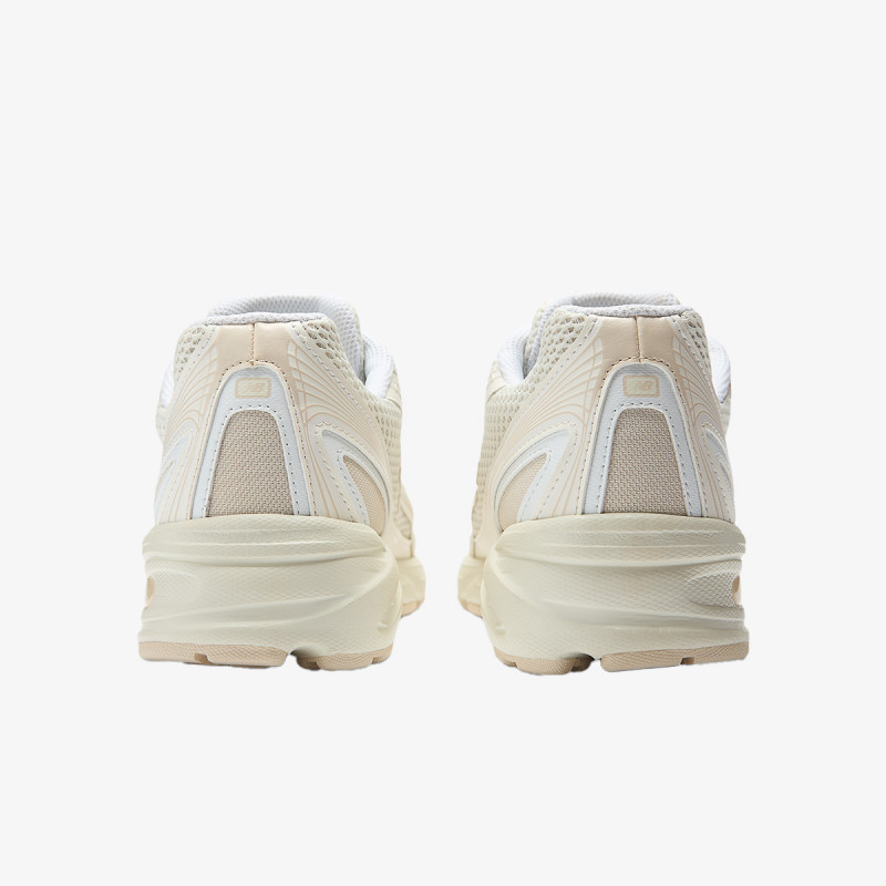 New Balance Atlete 740 