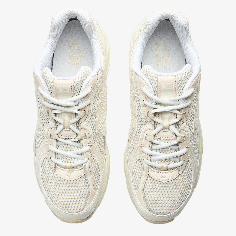 New Balance Atlete 740 