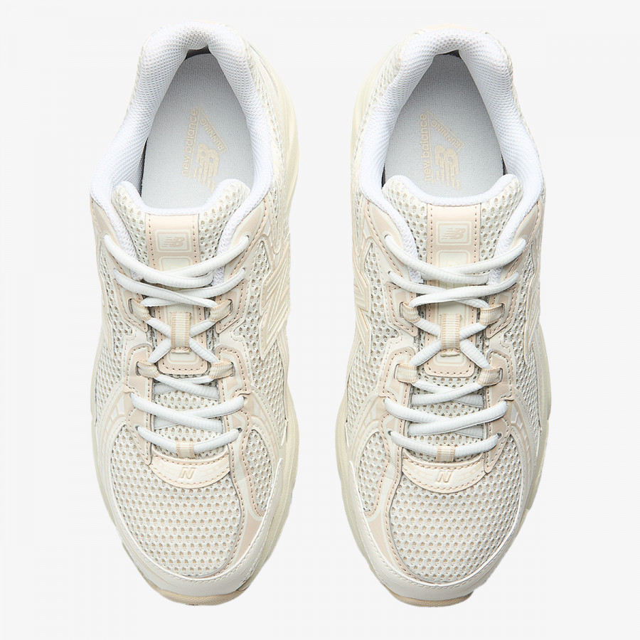 New Balance Atlete 740 