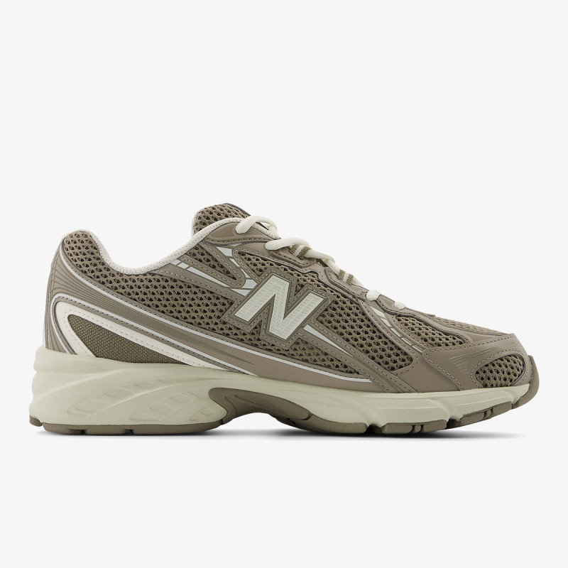 New Balance Atlete 740 