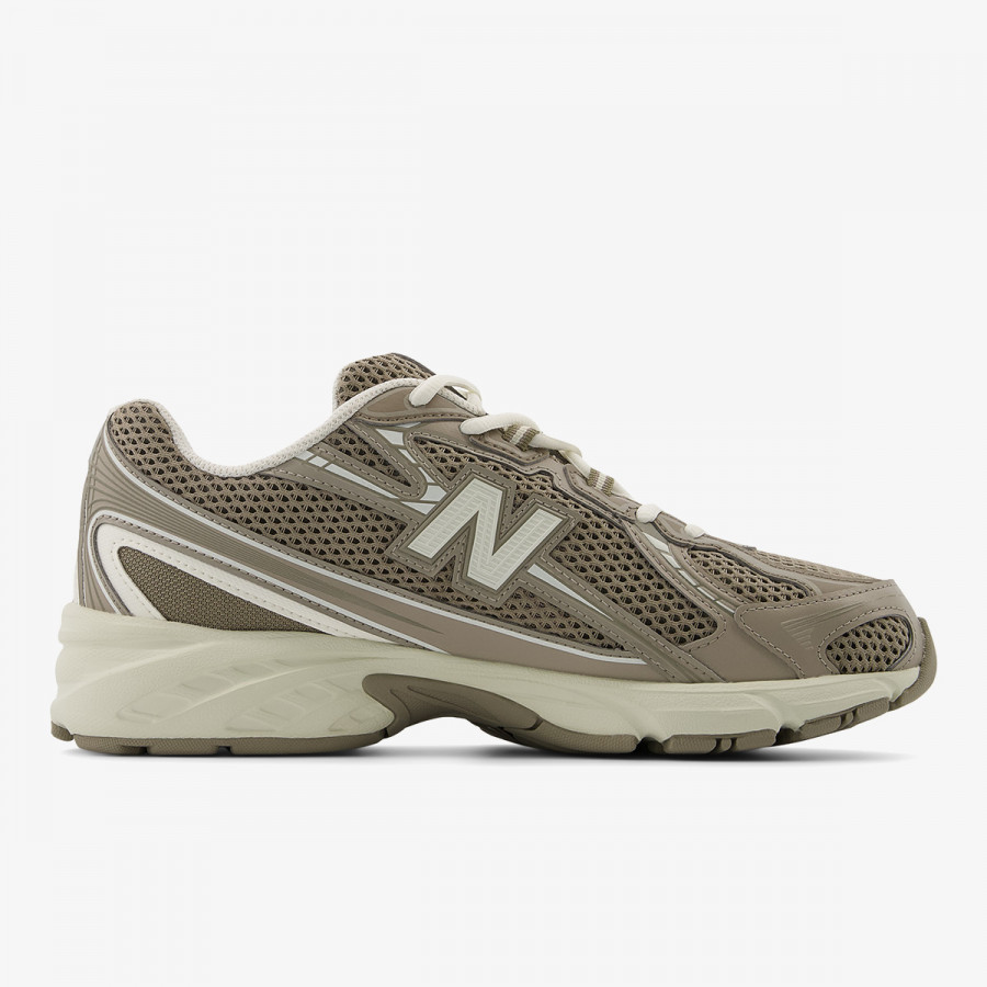 New Balance Atlete 740 