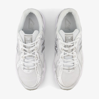 New Balance Atlete U 740 