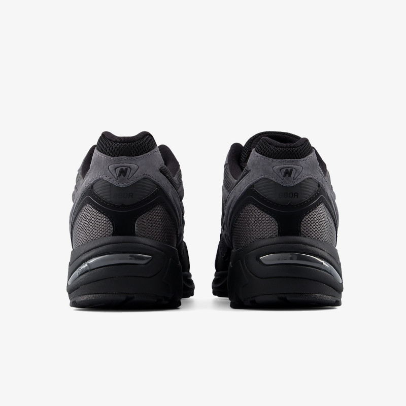 New Balance Atlete 880 