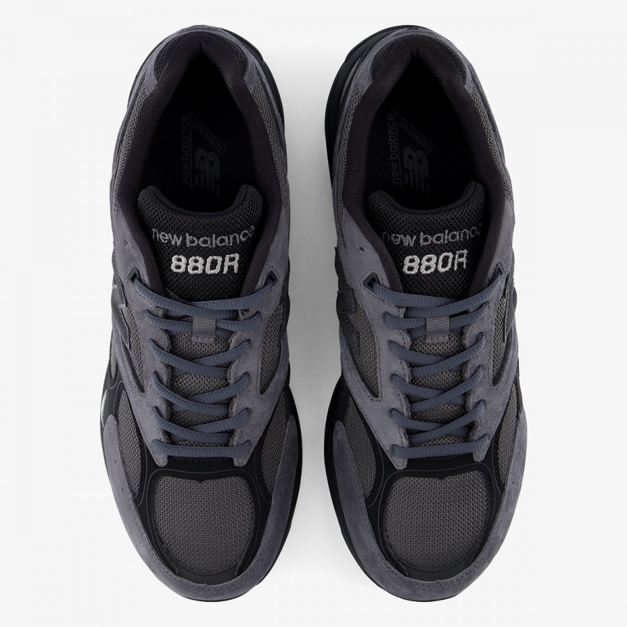New Balance Atlete 880 